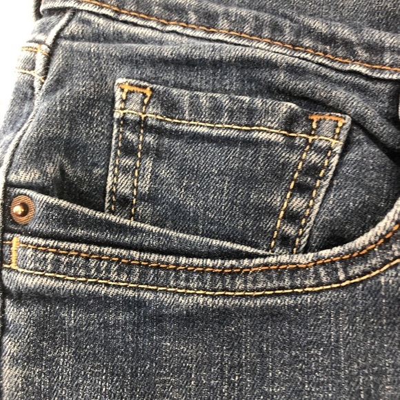 Levi’s Cuffed Capri/Crop Mid-Rise Jeans 4 - Picture 7 of 12